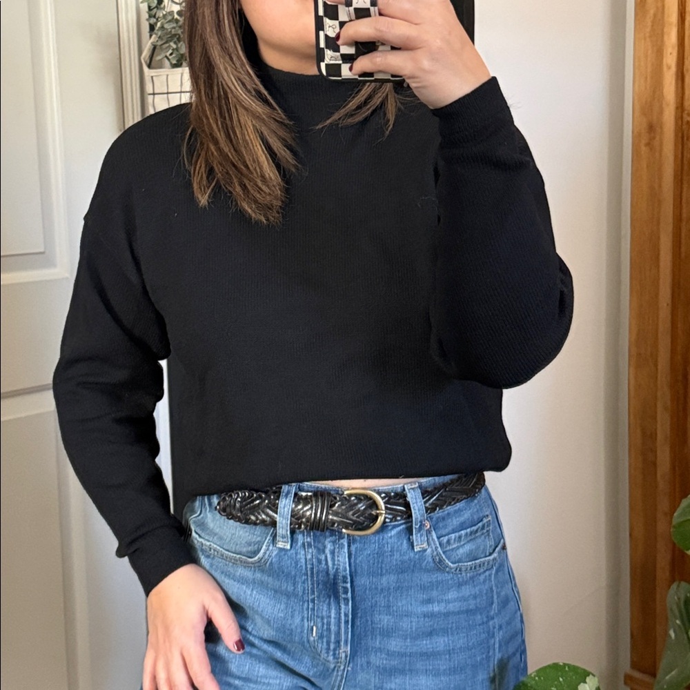ST. JOHN Basics Santana Knit Mock Neck Sweater. S